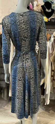 Onjenu Women’s Amy Dress | Snake Blue Grey
