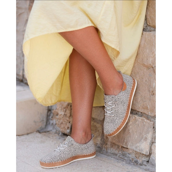 Lunar Women’s Evette Leather Plimsoll - Animal FLE056