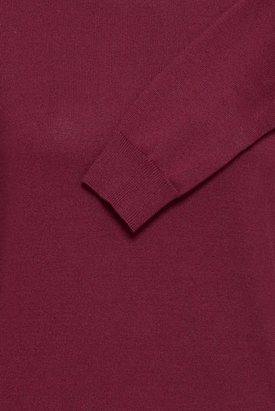 Close up of Ichi burgundy knit jumper with sleeve.