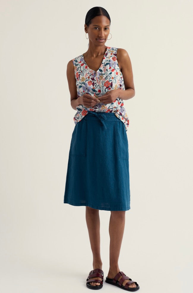 Seasalt Women's blue short skirt with side pockets and elastic waistband.