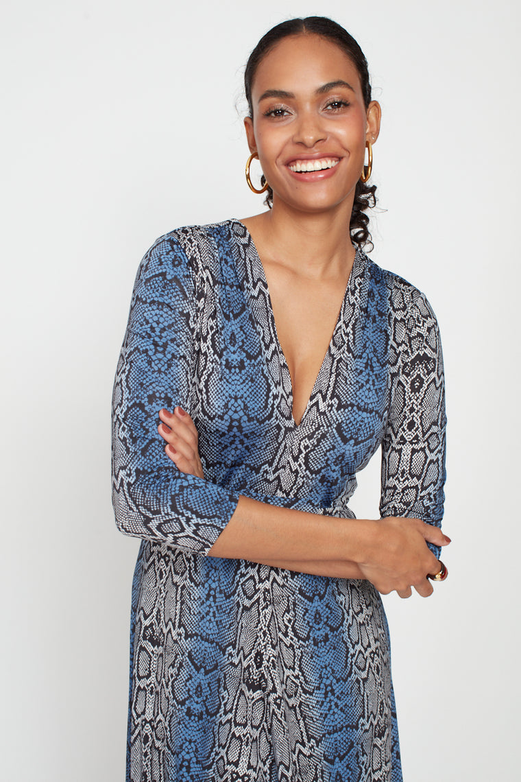 Onjenu Women’s Amy Dress | Snake Blue Grey